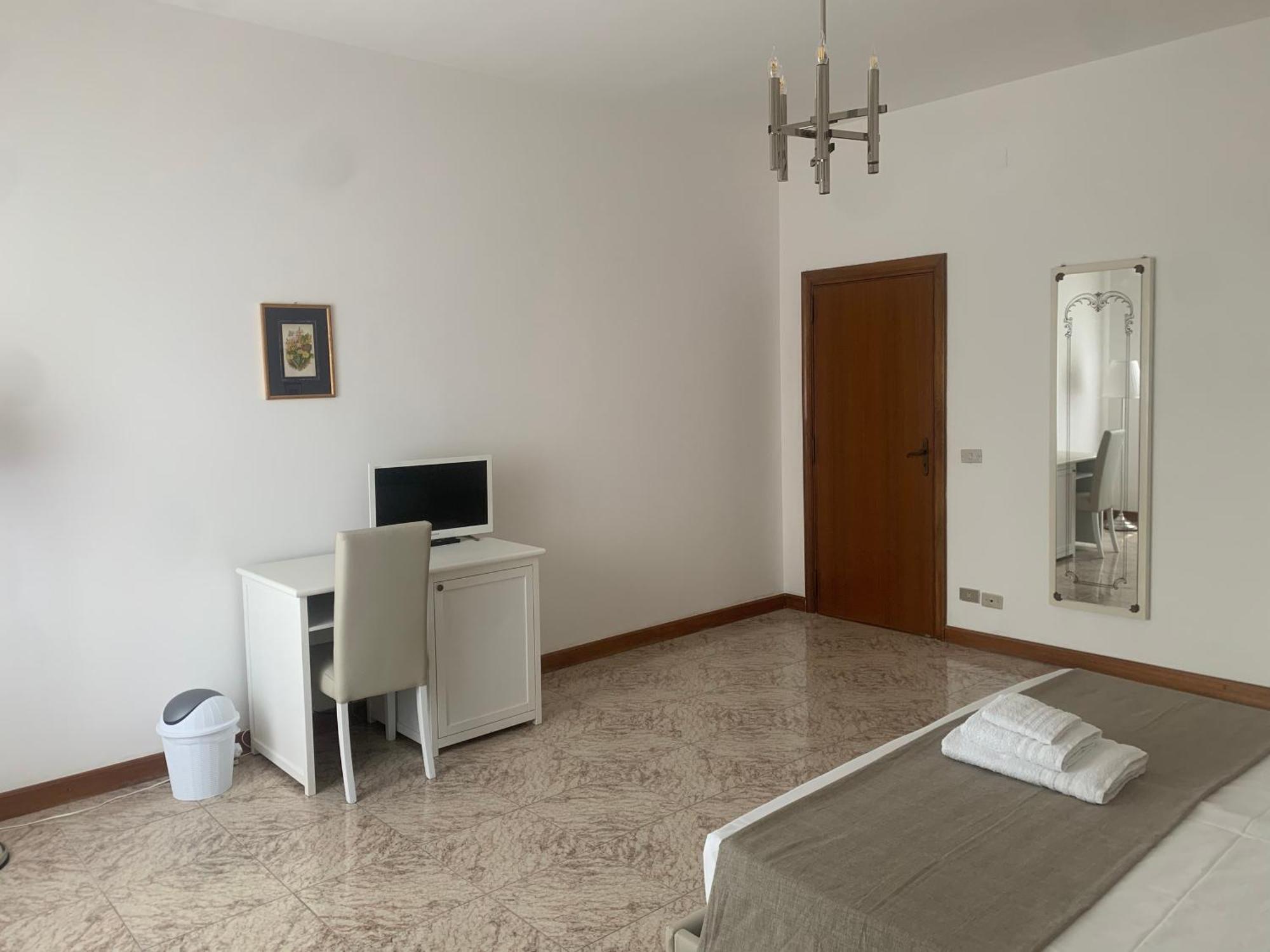 Porta Napoli Rooms Lecce Exteriér fotografie
